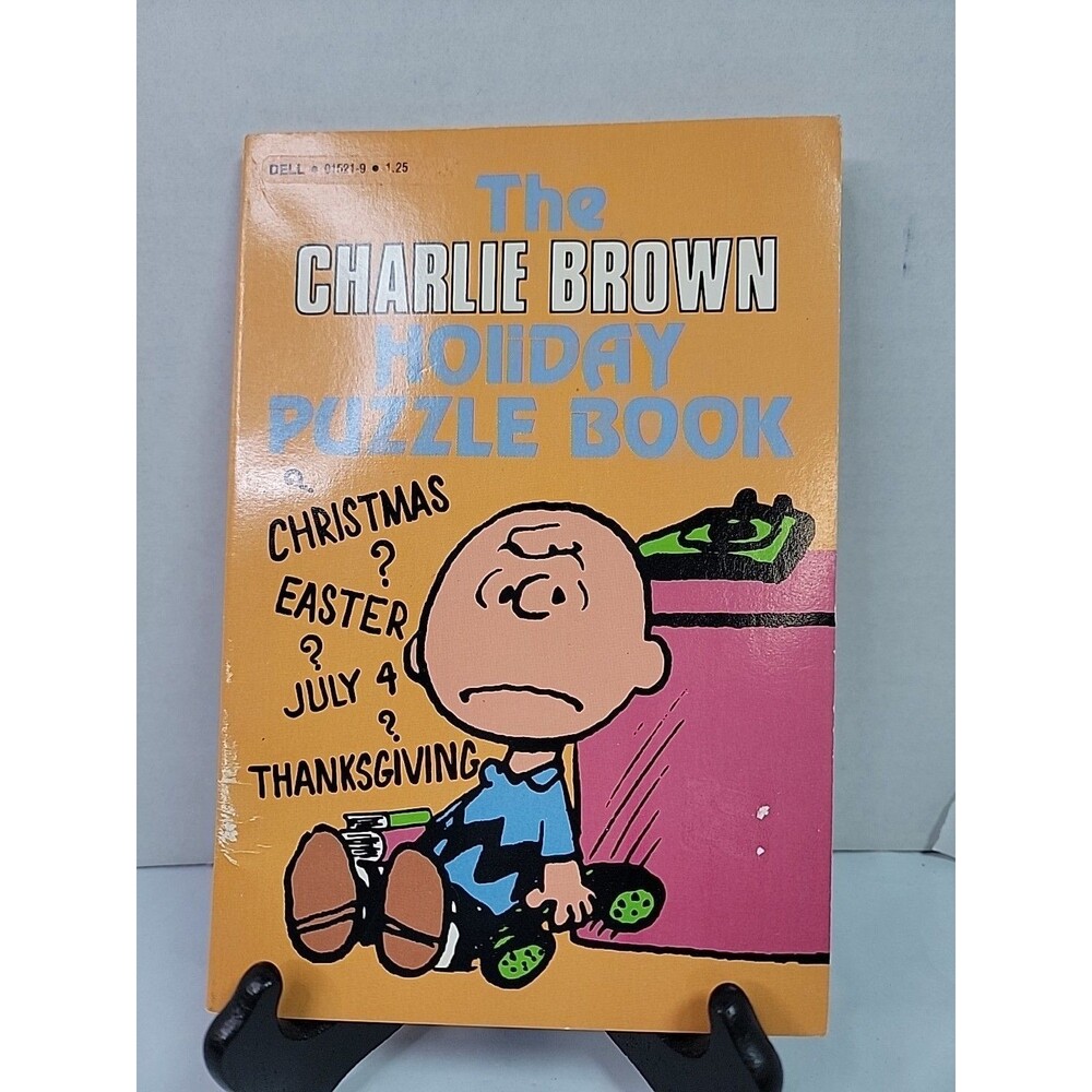 Vintage 1979 The Charlie Brown Holiday Puzzle Book Peanuts Snoopy Dell Paperback
